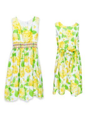 Girls Yellow Green Floral Hydrangea Print Sleeveless Smocked Dress 5 - 6
